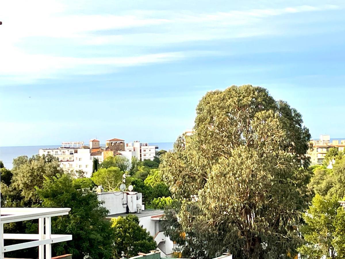 Ferienwohnung Modern Penthouse With Big Terrace Castell-Platja d’Aro Exterior foto